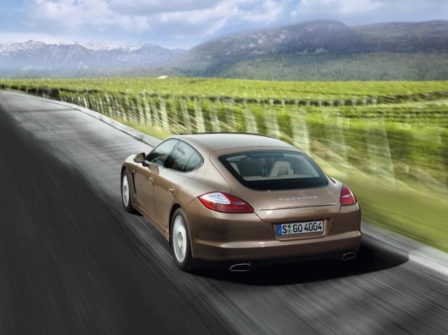  Porsche Panamera V6 2010 года  (фото 7 из 7)